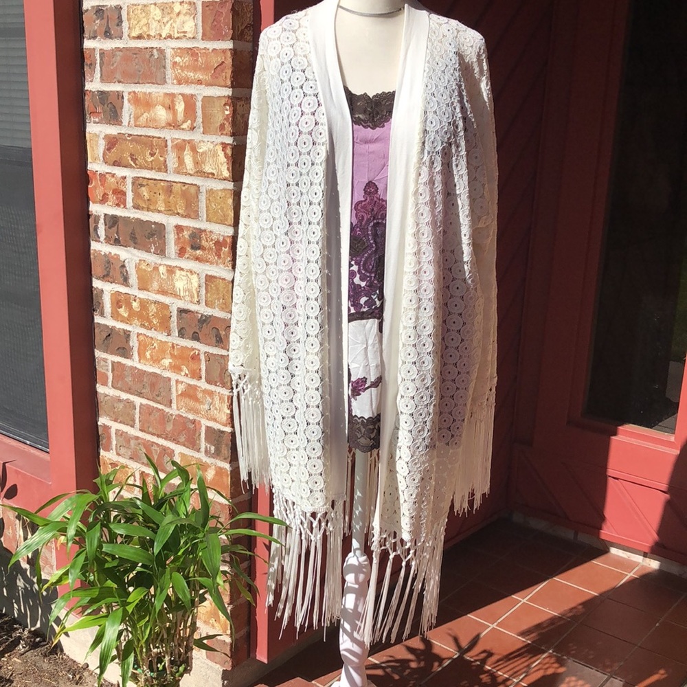 NWOT VELZRIA Open Fringed Cardigan - Picture 2 of 12